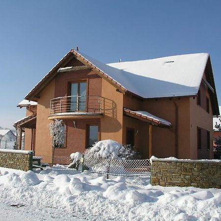 Pension Iveta Liptovský Mikuláš Buitenkant foto